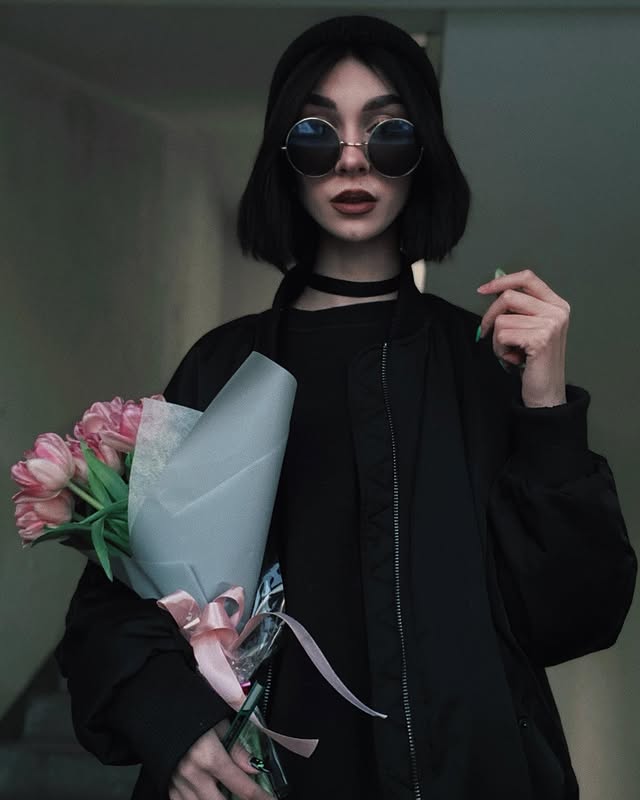 Стримерша Неля Рей (30 фото "NelyRay" слитых в сеть)