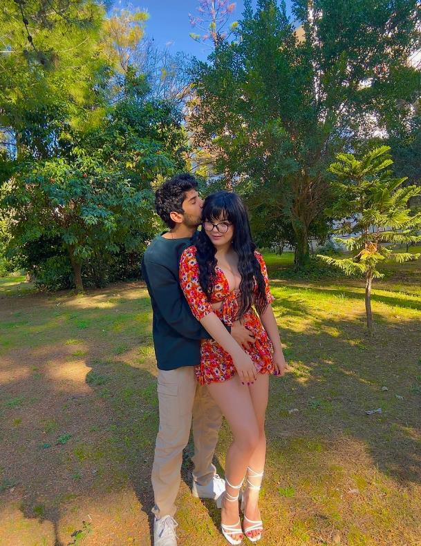 Модель Onlyfans Эзра A.A.V. Вандан (30 фото "Acnoctem" слитых в сеть)