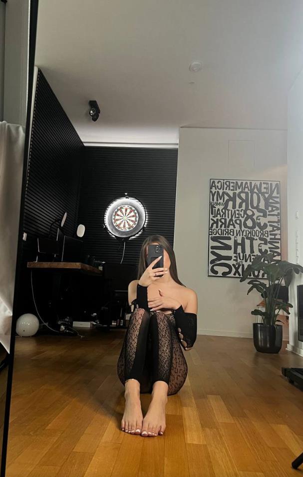 Немецкая стримерша Viktoriakpa (30 фото слитых в сеть)