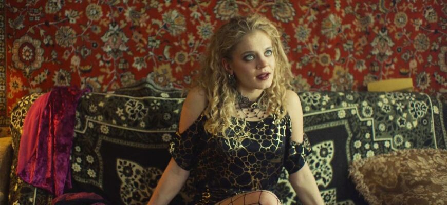 Карина Александрова актриса из сериала "Аутсорс" (20 фото слитых в сеть)